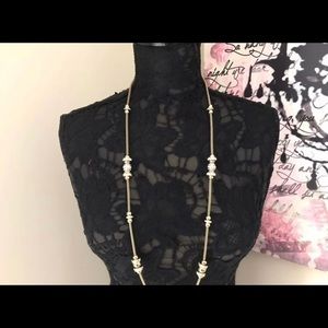 🎁 NWT - Chico’s Women’s Gold Pave Necklace
